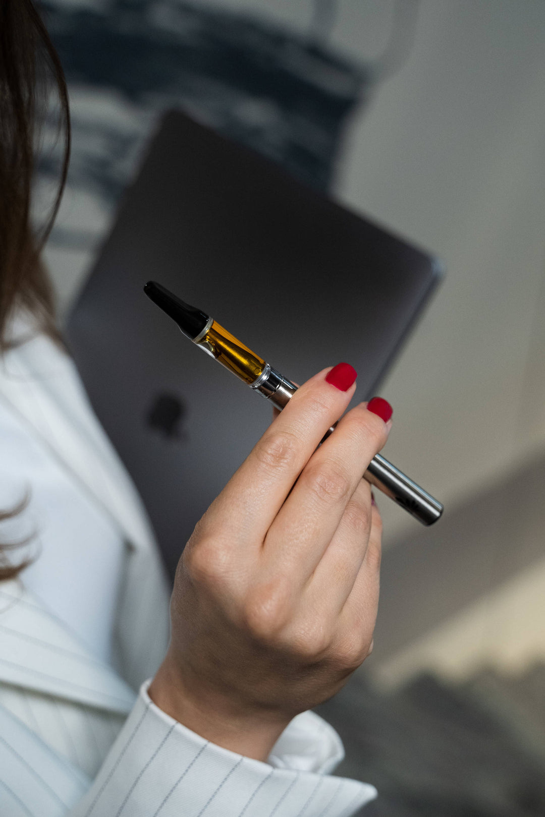 Nine Realms VERK Cartridge on battery in model hands